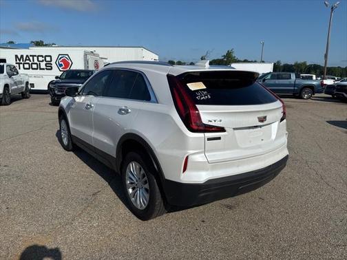 2024 Cadillac XT4 Luxury