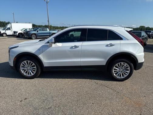 2024 Cadillac XT4 Luxury