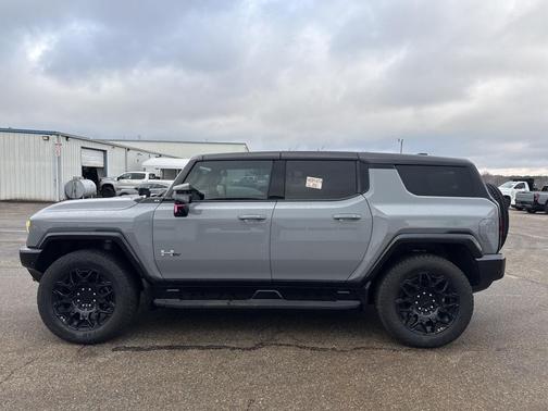 2024 GMC HUMMER EV SUV 2X