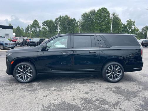 2022 Cadillac Escalade ESV Sport