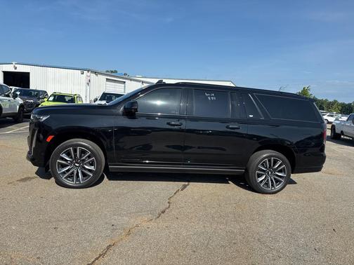 2022 Cadillac Escalade ESV Sport