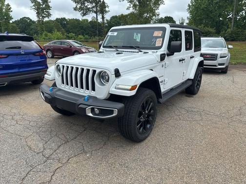 Bright White Clearcoat 2023 Jeep Wrangler 4xe Sahara