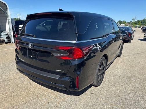 Crystal Black Pearl 2025 Honda Odyssey Sport-L