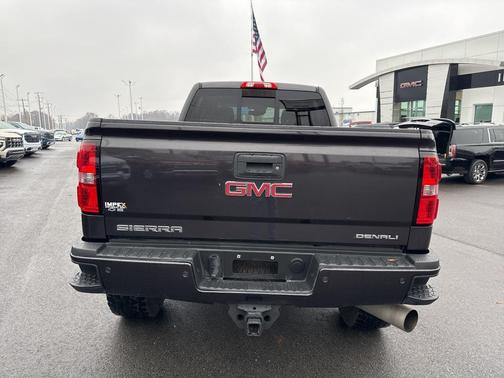 2015 GMC Sierra 2500 Denali