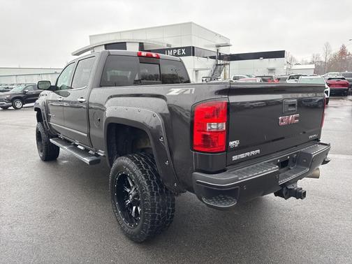 2015 GMC Sierra 2500 Denali