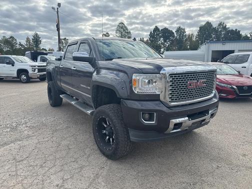 2015 GMC Sierra 2500 Denali