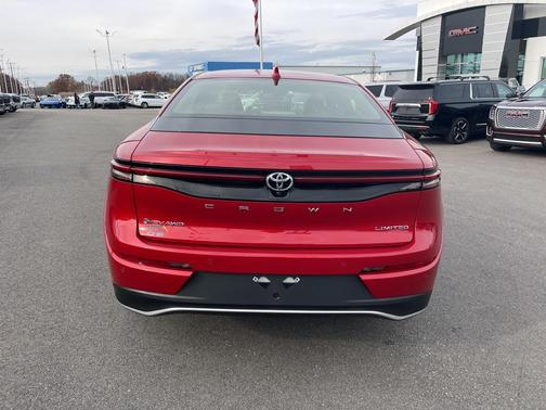 2024 Toyota Crown XLE