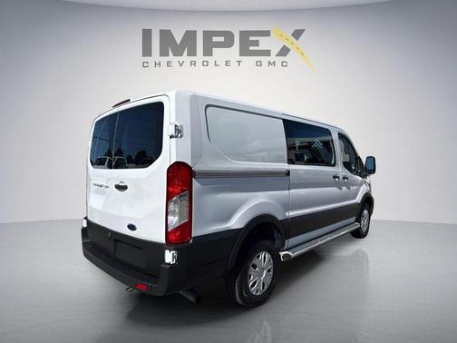 Oxford White 2023 Ford Transit-250 Base