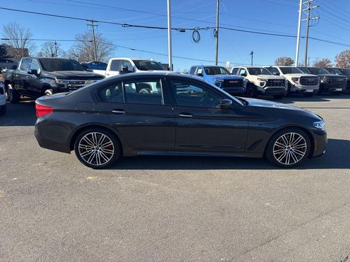 2018 BMW 540 540i