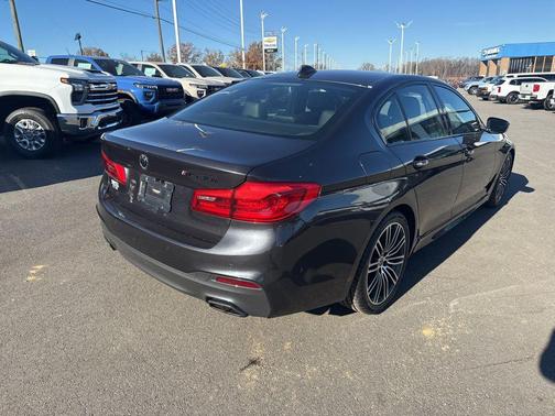 2018 BMW 540 540i