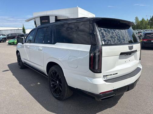 Crystal White Tricoat 2025 Cadillac Escalade ESV Sport Platinum