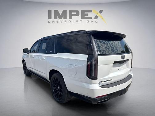 Crystal White Tricoat 2025 Cadillac Escalade ESV Sport Platinum
