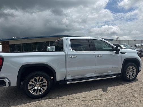 Glacier White Tricoat 2026 GMC Sierra 1500 Denali