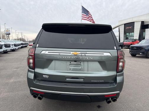 2023 Chevrolet Suburban Premier