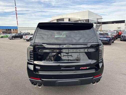 2026 Chevrolet Suburban RST