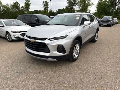 Silver Ice Metallic 2022 Chevrolet Blazer 2LT