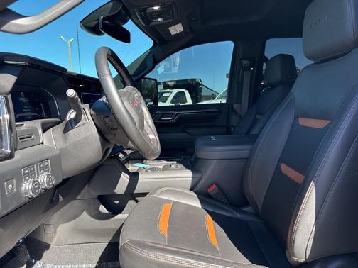 2024 GMC Sierra 2500 AT4