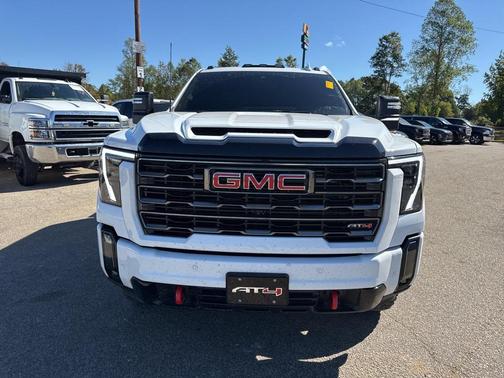 2024 GMC Sierra 2500 AT4