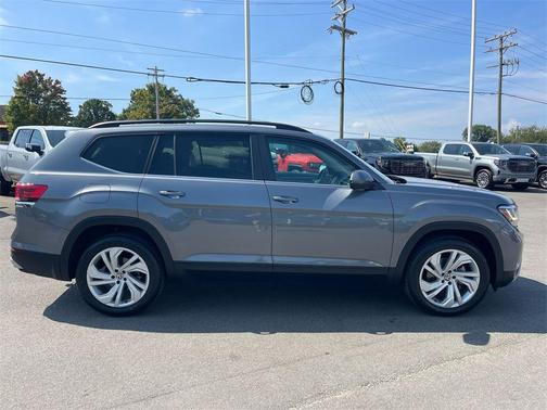 2021 Volkswagen Atlas 3.6L SE w/Technology