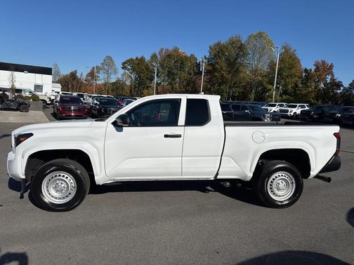 2025 Toyota Tacoma SR