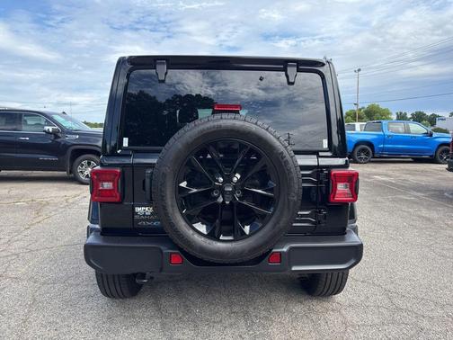 Black Clearcoat 2025 Jeep Wrangler 4xe Sahara
