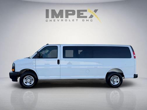Summit White 2021 Chevrolet Express 2500 LT