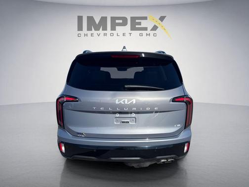 Everlasting Silver 2024 Kia Telluride EX X-Line