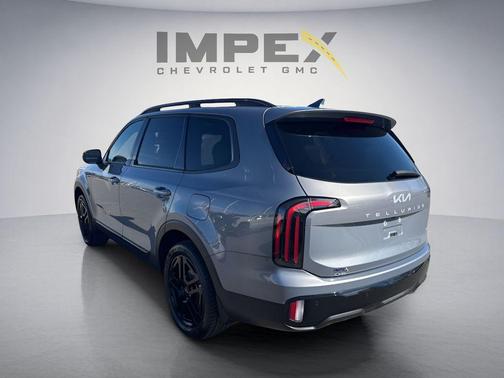 Everlasting Silver 2024 Kia Telluride EX X-Line