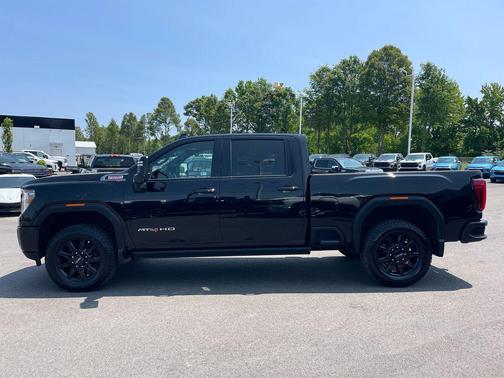2022 GMC Sierra 2500 AT4