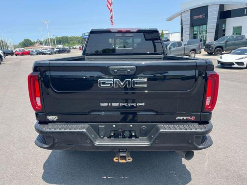 2022 GMC Sierra 2500 AT4