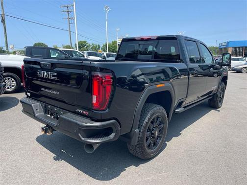 2022 GMC Sierra 2500 AT4
