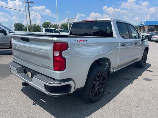 2022 Chevrolet Silverado 1500 Custom