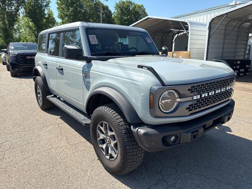 Gray 2023 Ford Bronco Base