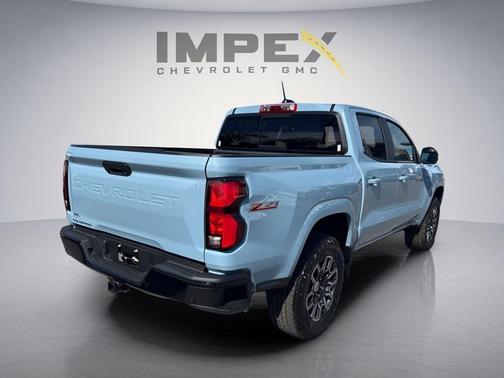 Snowdrift Metallic 2026 Chevrolet Colorado Z71