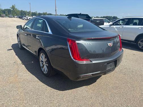 Gray 2018 Cadillac XTS Base