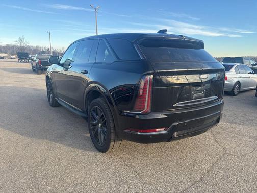 2025 Cadillac Escalade IQ Sport 2