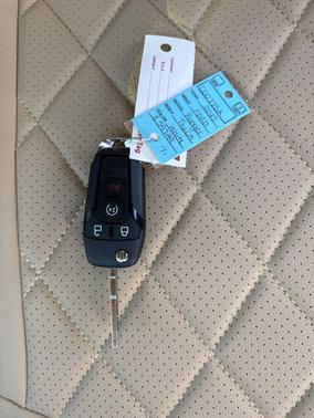 Oxford White 2025 Ford Ranger XLT