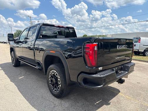 Onyx Black 2024 GMC Sierra 2500 Denali Ultimate