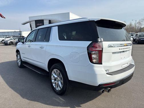 White 2023 Chevrolet Suburban Premier