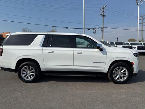 White 2023 Chevrolet Suburban Premier