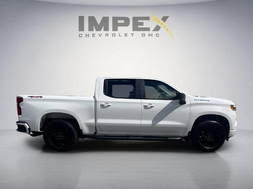 Summit White 2026 Chevrolet Silverado 1500 RST