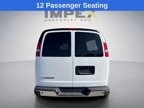 Summit White 2025 Chevrolet Express 3500 RWD 3500 Extended Wheelbase LT
