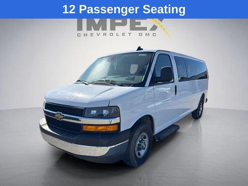 Summit White 2025 Chevrolet Express 3500 RWD 3500 Extended Wheelbase LT