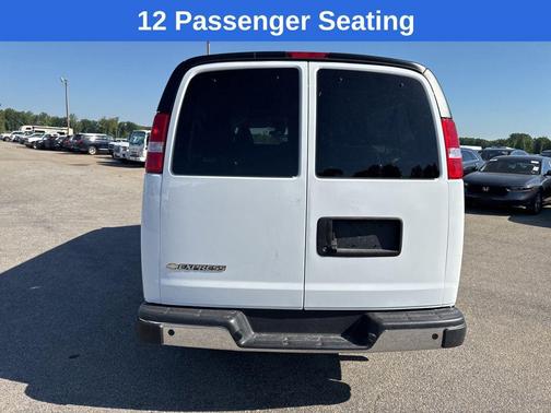 Summit White 2025 Chevrolet Express 3500 RWD 3500 Extended Wheelbase LT