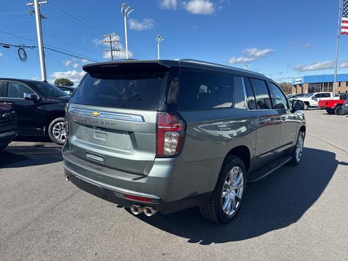 2023 Chevrolet Suburban 4WD High Country