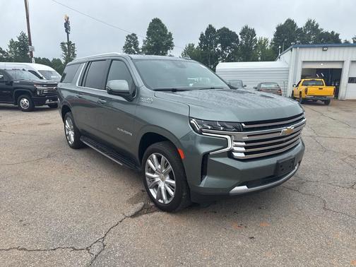 2023 Chevrolet Suburban 4WD High Country