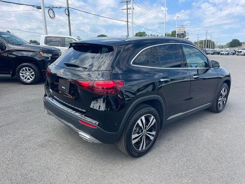 2025 Mercedes-Benz GLA 250 4MATIC