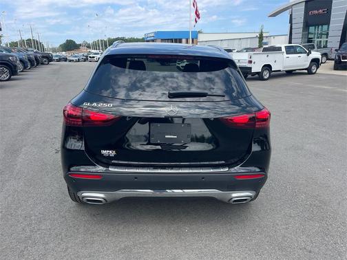 2025 Mercedes-Benz GLA 250 4MATIC
