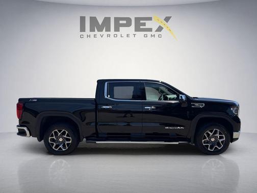 Onyx Black 2026 GMC Sierra 1500 SLT