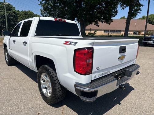 White 2014 Chevrolet Silverado 1500 2LT